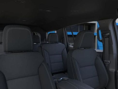 New 2026 Chevrolet Traverse LT w/ LPO, Floor Liner Package image 24