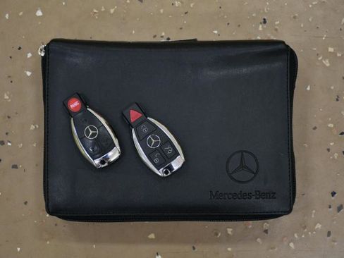 Used 2008 Mercedes-Benz SL 550 w/ P1 Pkg image 59