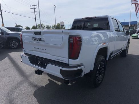 New 2026 GMC Sierra 2500 Denali Ultimate AWD/4WD image 5