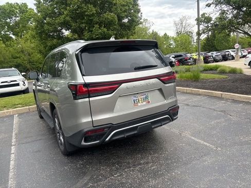 Used 2024 Lexus LX 600 F Sport AWD/4WD image 13