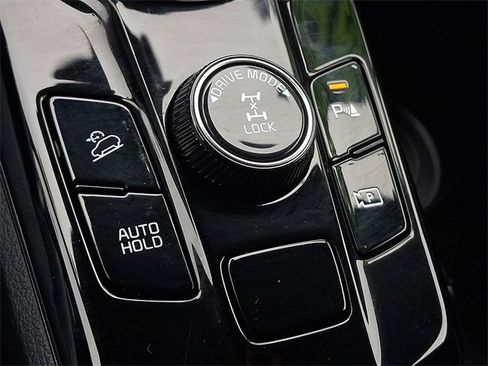 Certified 2023 Kia Sportage EX image 25