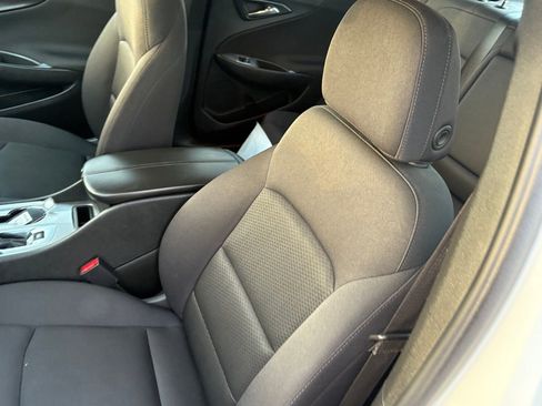 Used 2024 Chevrolet Malibu LT FWD image 28
