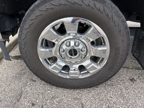 Certified 2024 Ford F250 Lariat w/ Lariat Ultimate Package AWD/4WD image 45