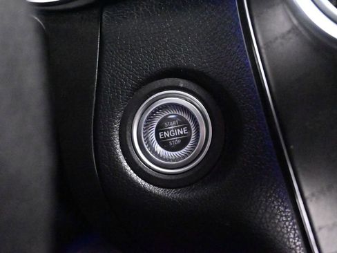 Used 2022 Mercedes-Benz GLC 300 4MATIC Coupe image 39