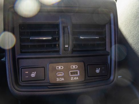 New 2026 Subaru Outback Limited AWD/4WD image 38