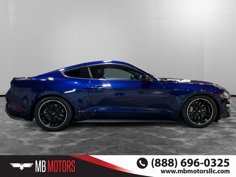 Used 2019 Ford Mustang GT image 2