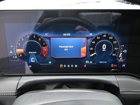 Used 2025 Ford Mustang GT Premium image 12