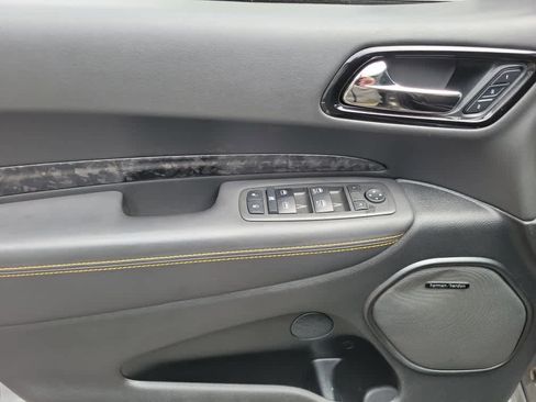 Used 2022 Dodge Durango R/T w/ Hemi Orange Plus Package AWD/4WD image 23