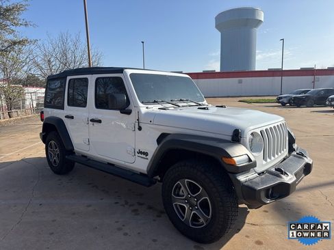 Used 2022 Jeep Wrangler Unlimited Sport image 3