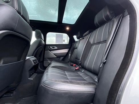 Used 2018 Land Rover Range Rover Velar R-Dynamic SE image 13