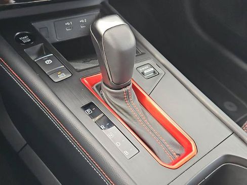 Certified 2025 Nissan Kicks SR FWD image 22
