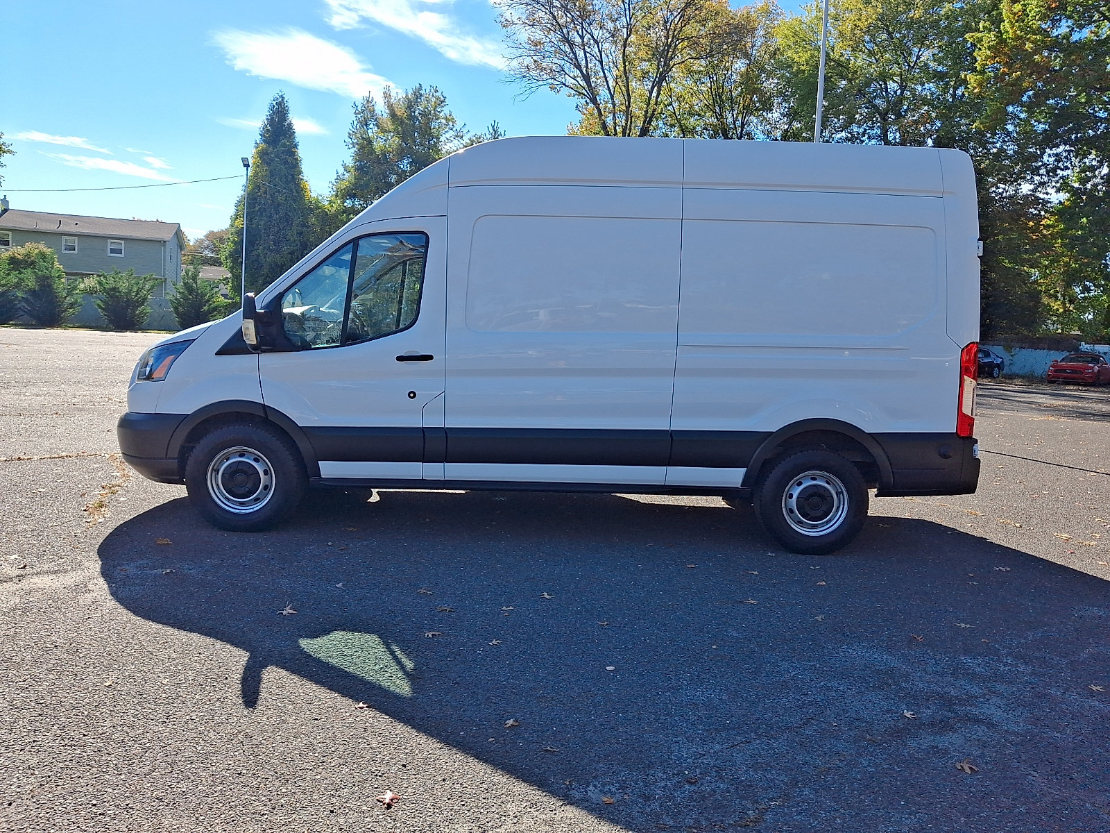 Used 2018 Ford Transit 250 148 High Roof RWD image 4