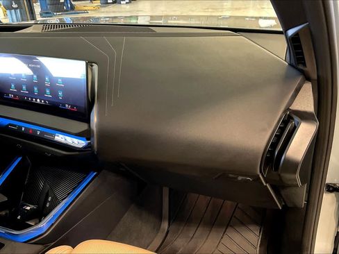 Used 2025 BMW X3 xDrive30i image 17