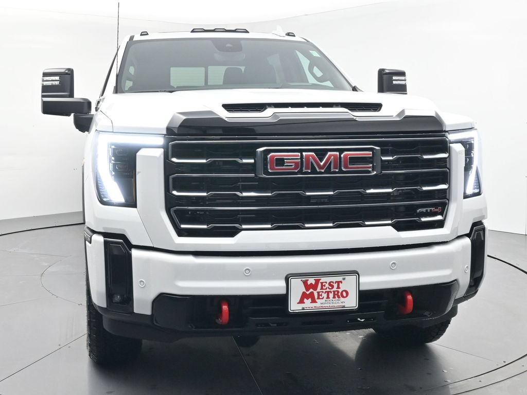 Used 2026 GMC Sierra 3500 AT4 w/ AT4 Premium Plus Package AWD/4WD image 30
