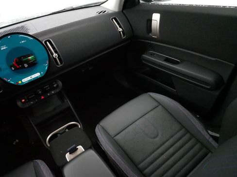 Used 2025 MINI Cooper Countryman S image 11