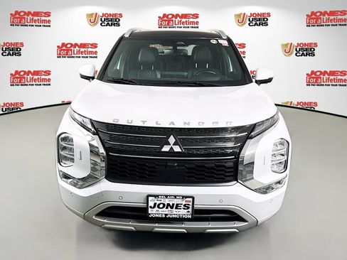 Used 2023 Mitsubishi Outlander GT AWD/4WD image 14