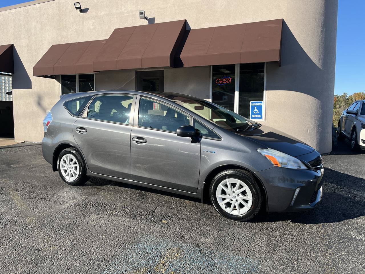 Used 2013 Toyota Prius V Three FWD image 2