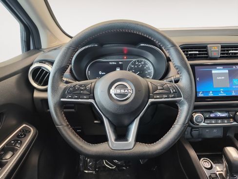Used 2024 Nissan Versa SR FWD image 15