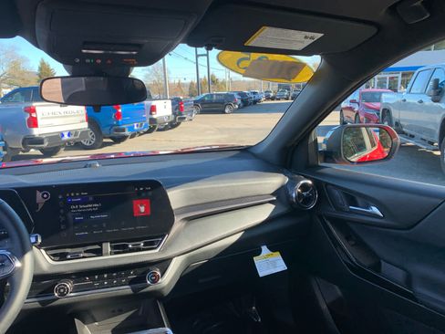 New 2025 Chevrolet Equinox LT w/ Midnight Edition image 36