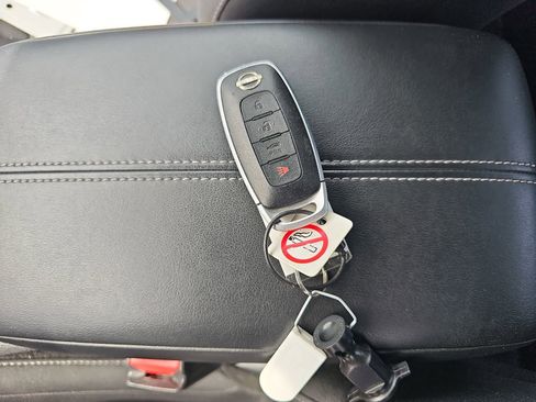 Used 2024 Nissan Sentra SV FWD image 10