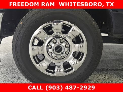 Used 2025 Ford F350 Lariat w/ Chrome Package image 7