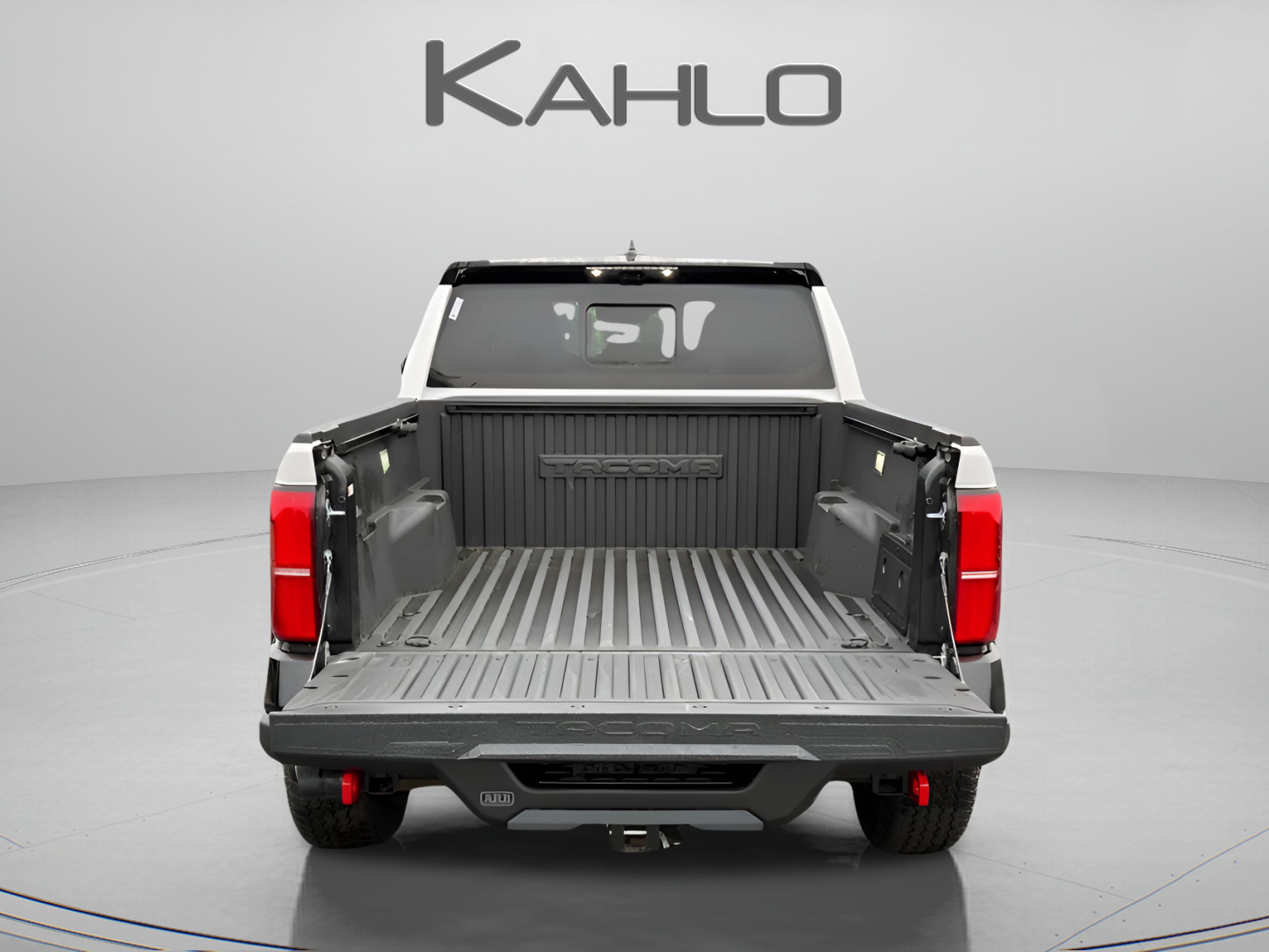 Used 2025 Toyota Tacoma TRD Pro AWD/4WD image 9