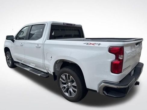 Used 2022 Chevrolet Silverado 1500 LT image 5