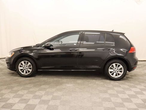 Used 2017 Volkswagen Golf S FWD image 2