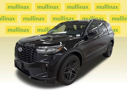 New 2026 Ford Explorer ST-Line w/ ST-Line Street Pack RWD image 13