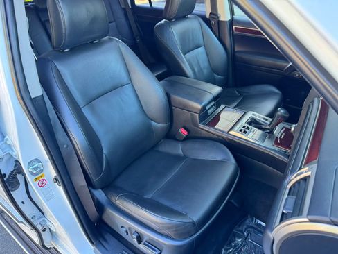 Used 2016 Lexus GX 460 w/ Premium Package AWD/4WD image 24