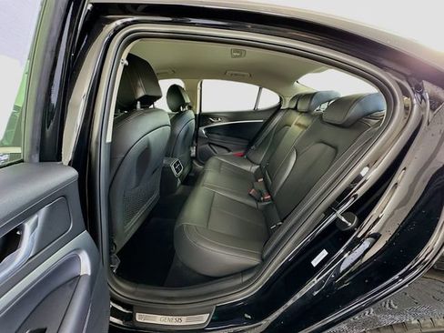New 2026 Genesis G70 2.5T RWD image 17