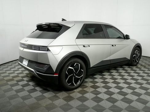 Used 2023 Hyundai Ioniq 5 SEL image 3