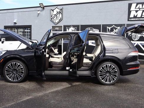 Used 2020 Lincoln Aviator Black Label w/ Dynamic Handling Package AWD/4WD image 31