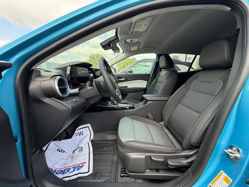 New 2026 Chevrolet Trax LT w/ Driver Confidence Package FWD image 9