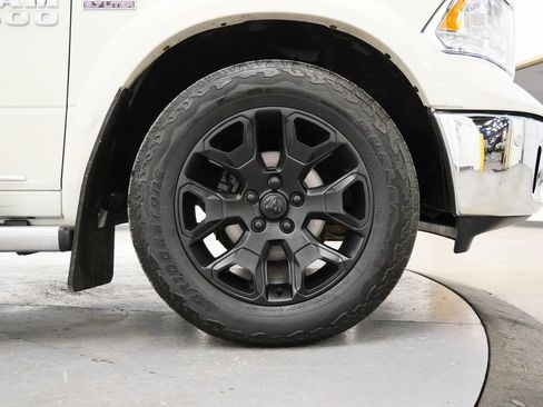 Used 2017 RAM 1500 Limited image 34