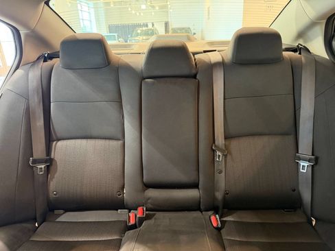 Used 2025 Nissan Altima 2.5 SV FWD image 32