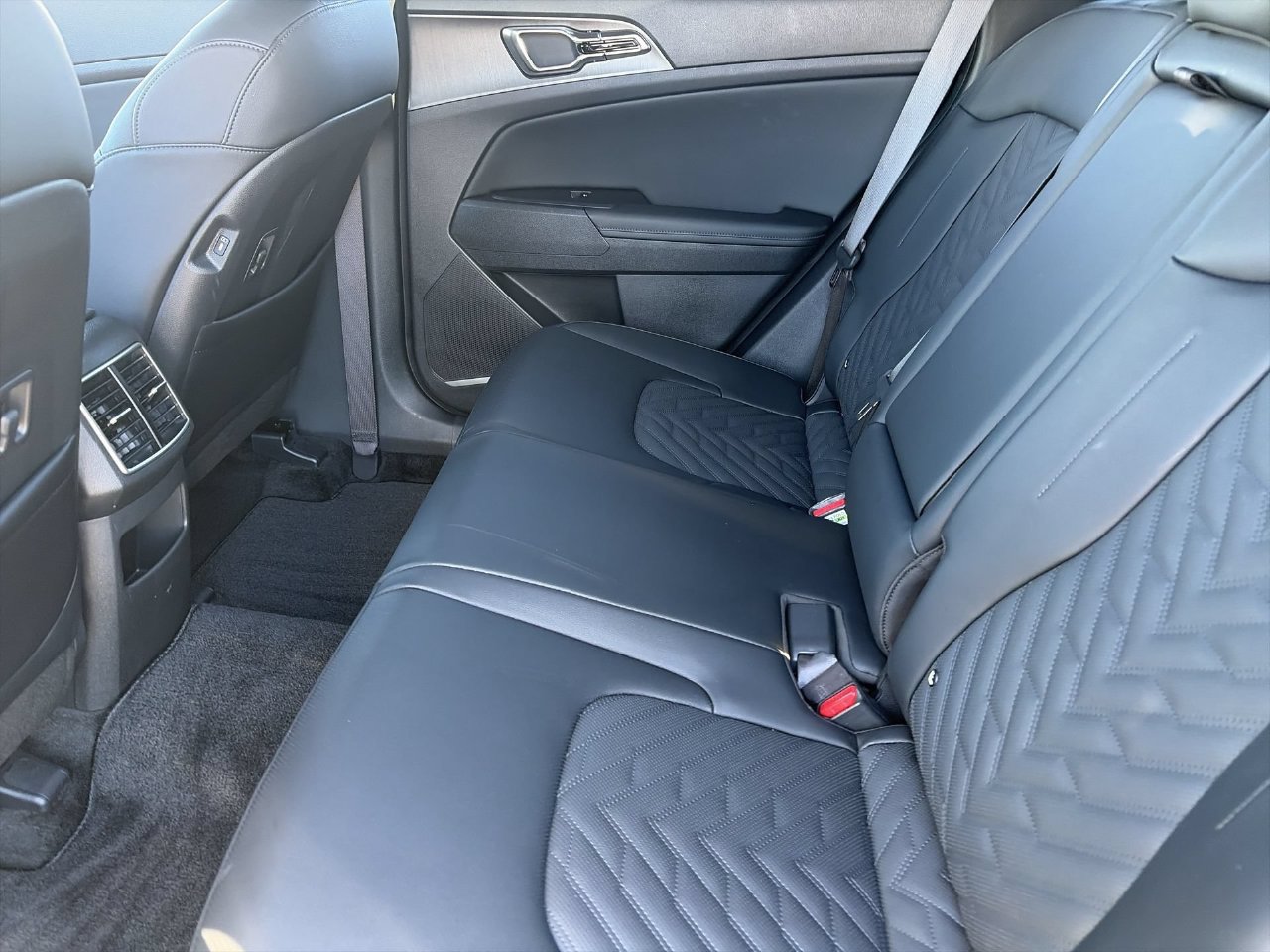 Certified 2026 Kia Sportage X-Line AWD/4WD image 16