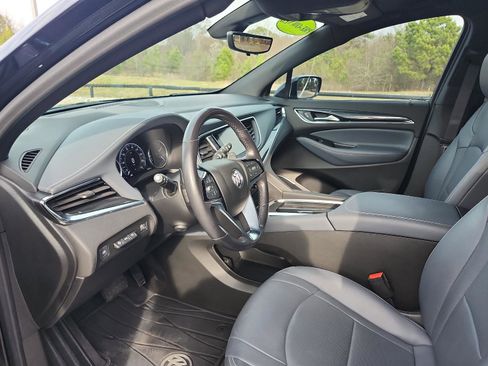 Used 2022 Buick Enclave Premium w/ Surround and Sites Package image 13