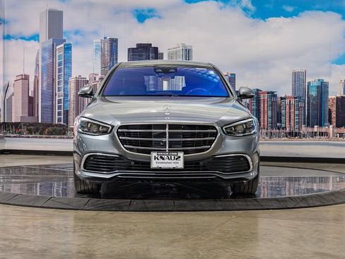 Used 2021 Mercedes-Benz S 580 4MATIC Sedan image 3