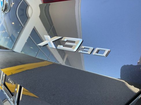 Used 2026 BMW X3 xDrive30 w/ Premium Package image 14