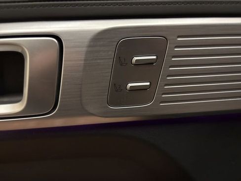 Used 2024 Hyundai Santa Fe Limited image 11