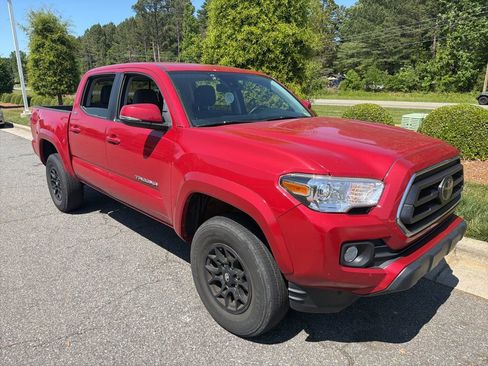 Used 2022 Toyota Tacoma SR5 RWD image 6