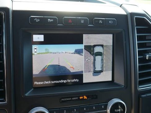 Used 2021 Ford Expedition Limited AWD/4WD image 5