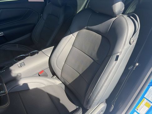 Used 2025 Ford Mustang GT Premium RWD image 11
