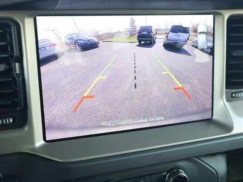 Used 2025 Ford Bronco Outer Banks image 20