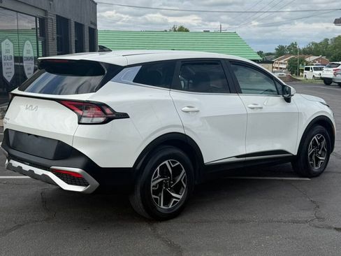 Used 2023 Kia Sportage LX FWD image 17