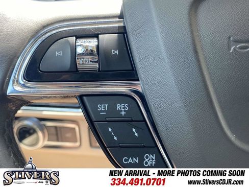 Used 2018 Lincoln Navigator L Reserve w/ Technology Package AWD/4WD image 31