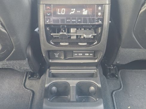 New 2026 Jeep Grand Cherokee L Limited RWD image 35