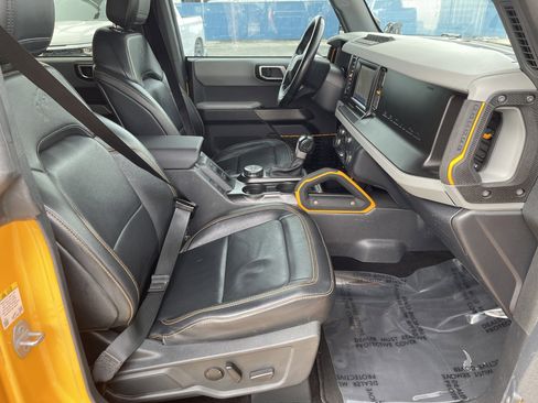 Used 2022 Ford Bronco Badlands image 18