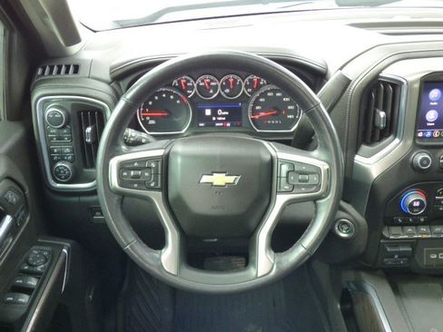 Used 2022 Chevrolet Silverado 1500 LTZ w/ LTZ Premium Package image 21
